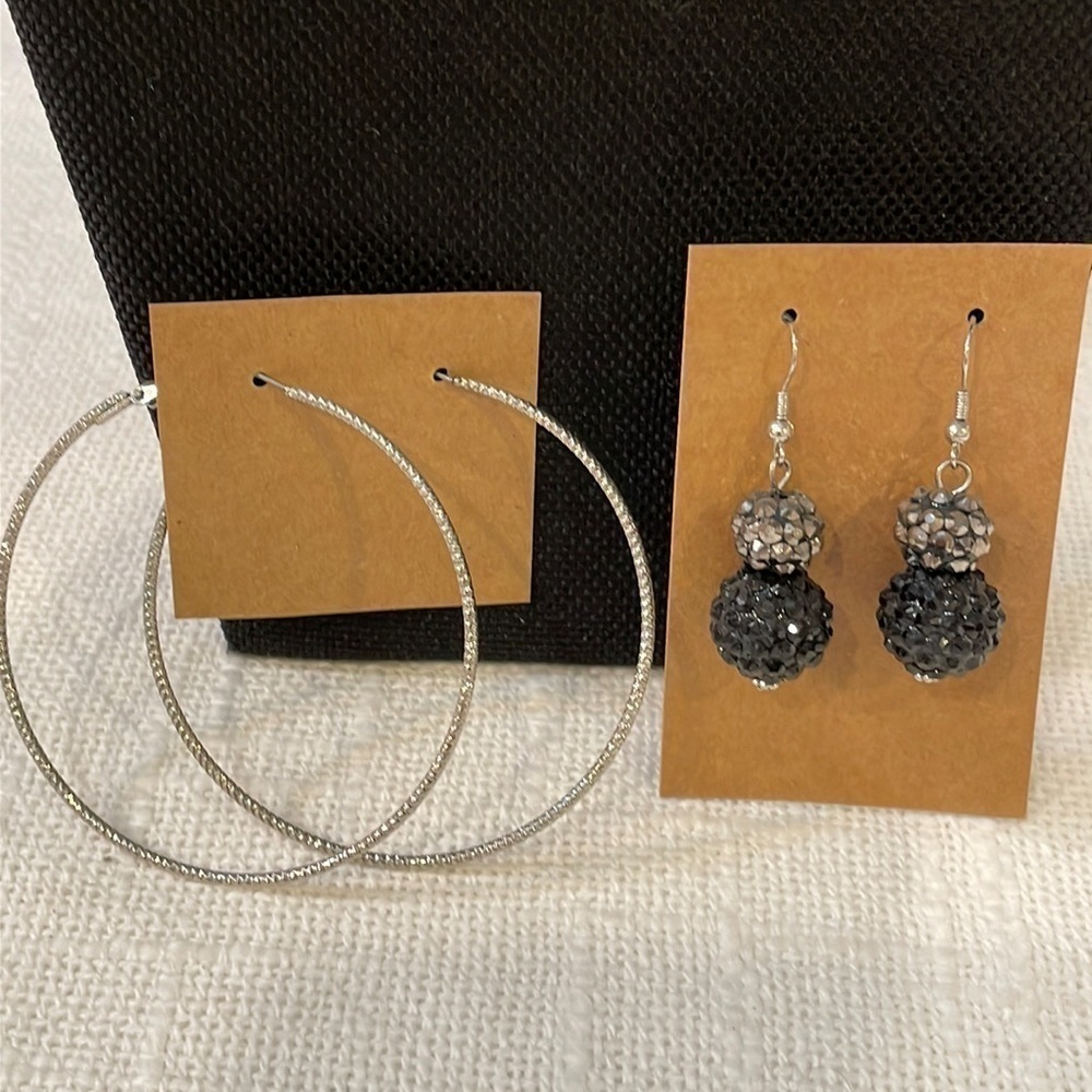 💐5/25 2 pair earrings lot large thin hoop disco ball bead black silver drop